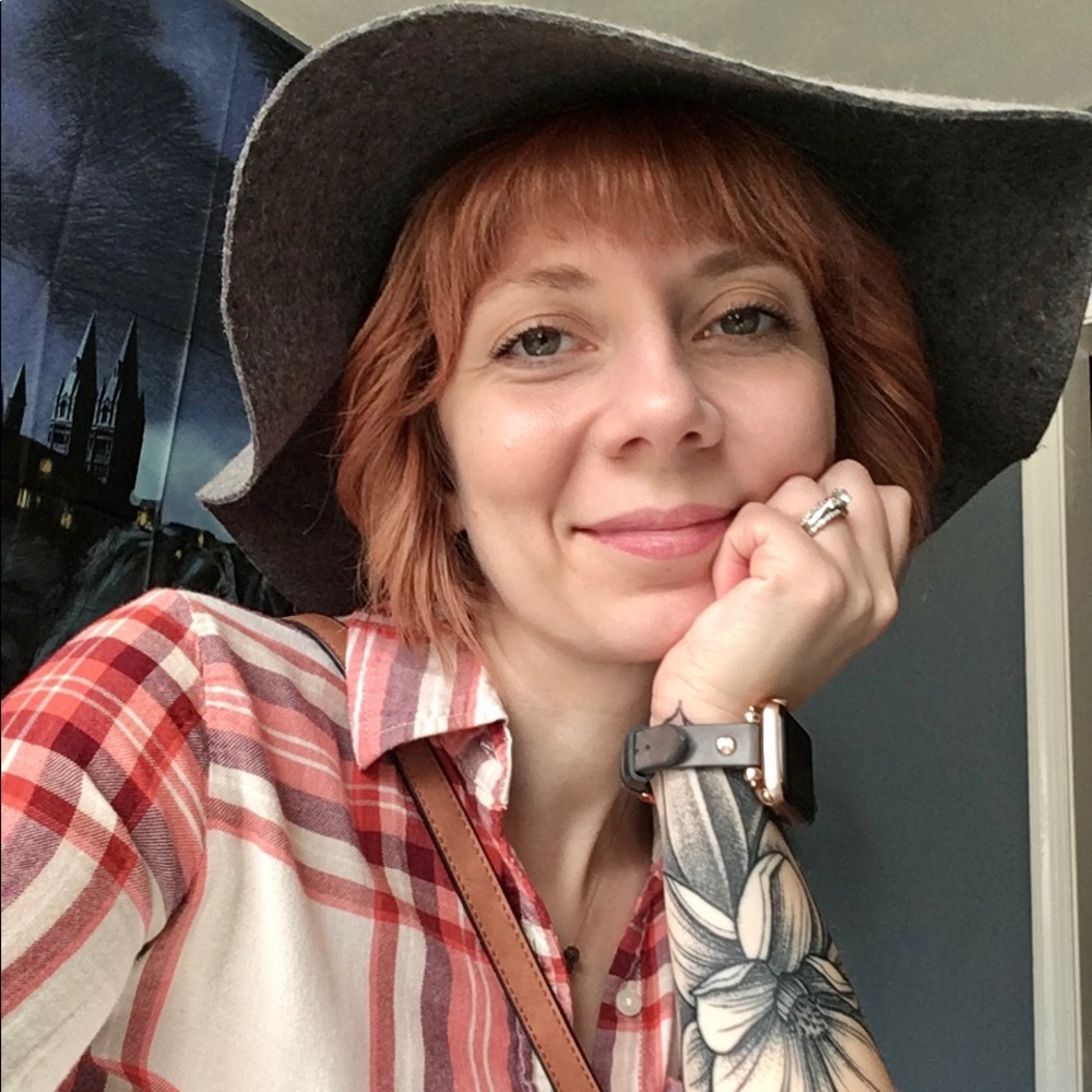 Meet your Posher, Stephanie